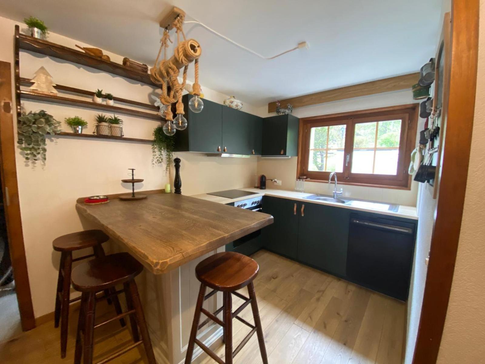 Cozy Apartment In The Heart Of The Alps 샤또데 외부 사진
